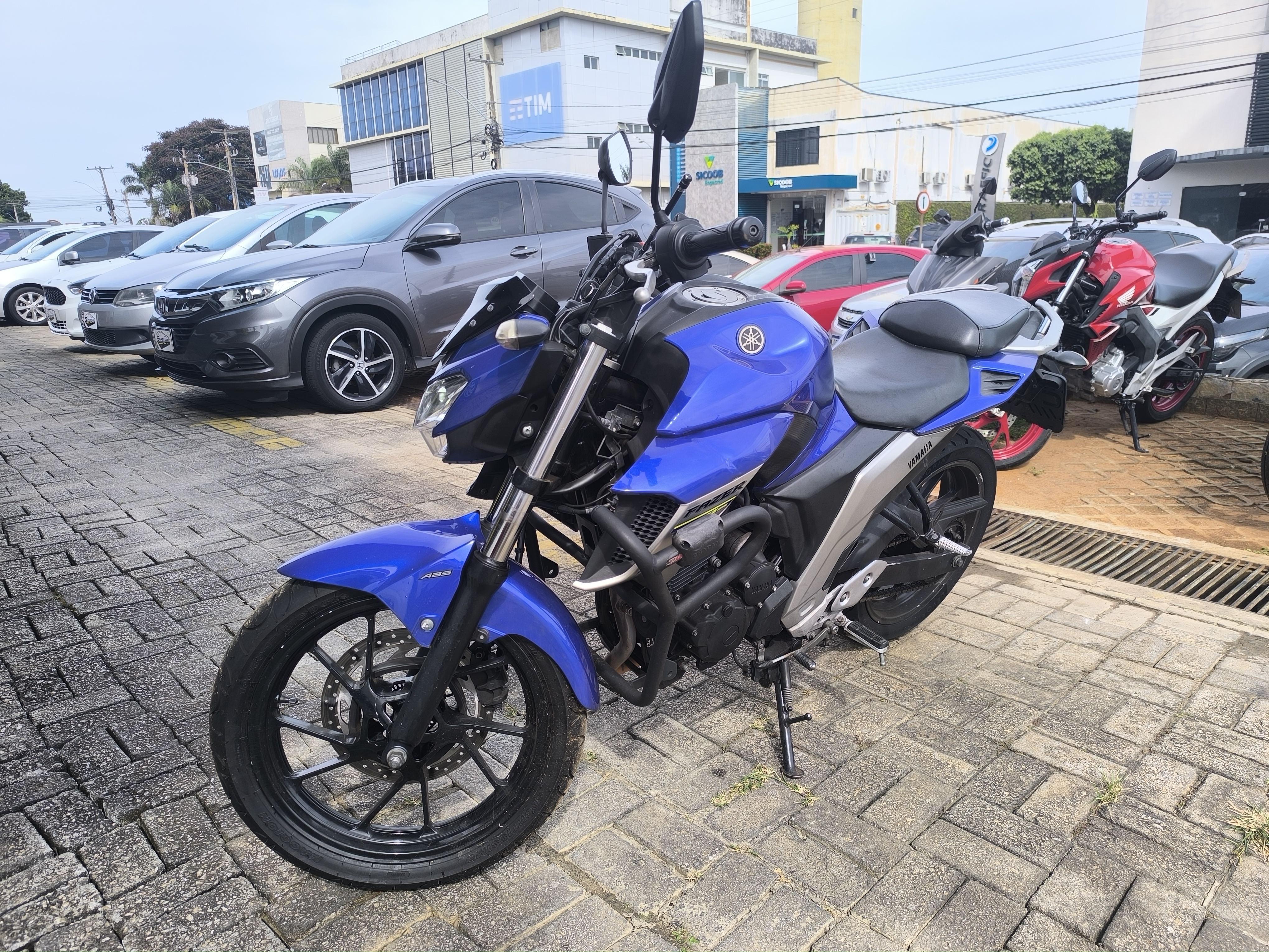 YAMAHA