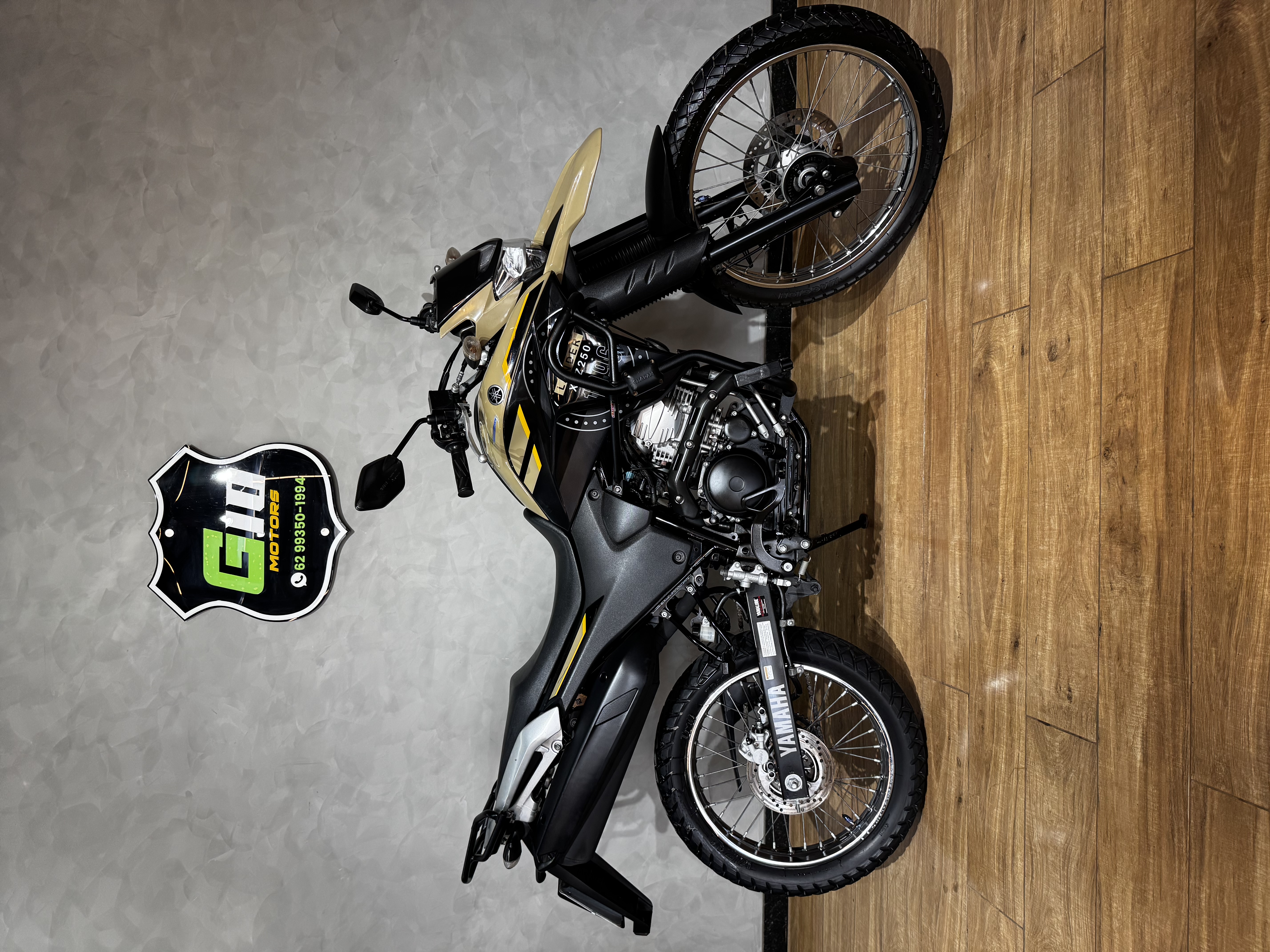 YAMAHA