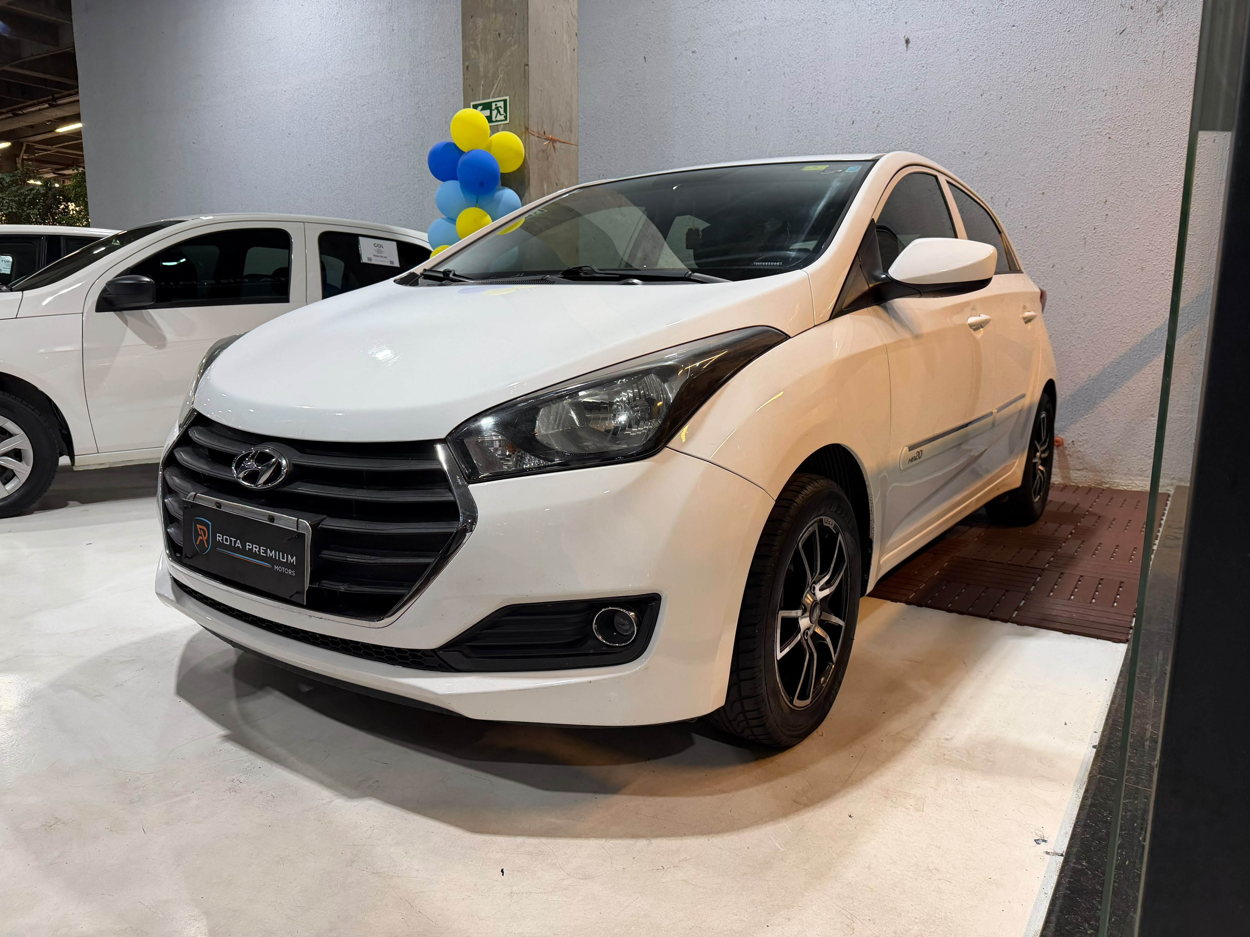 HYUNDAI
