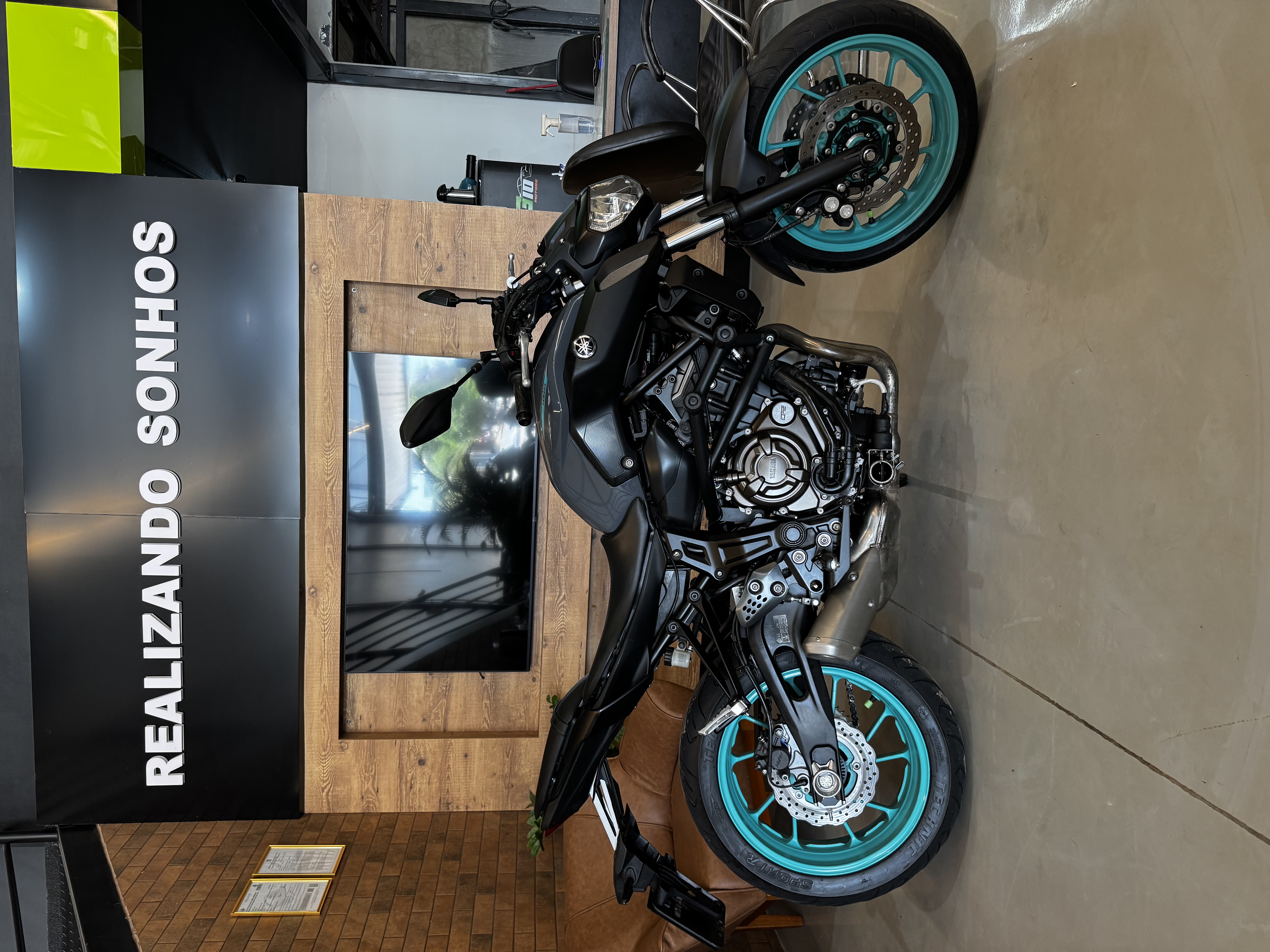YAMAHA