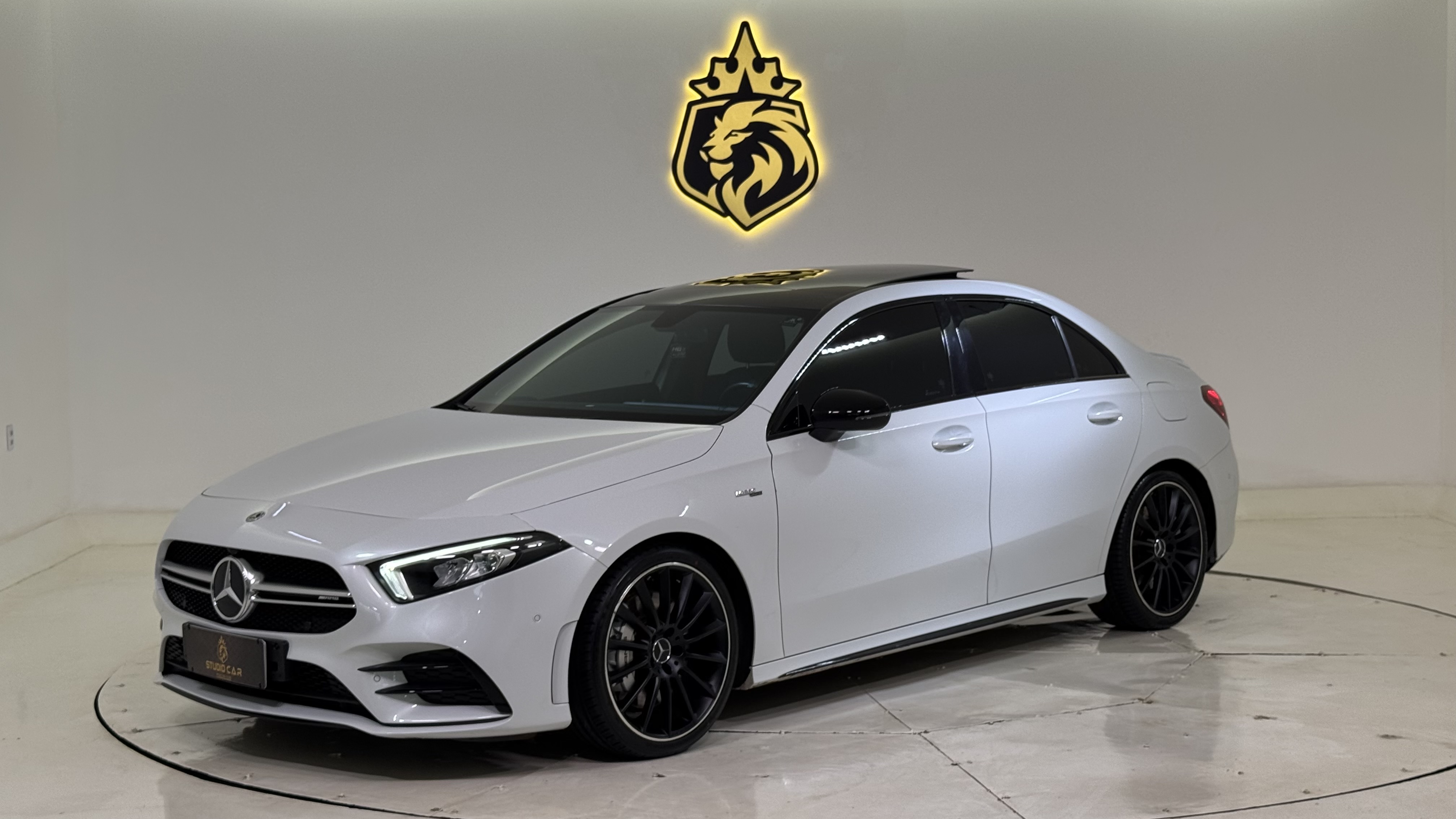 MERCEDES-BENZ