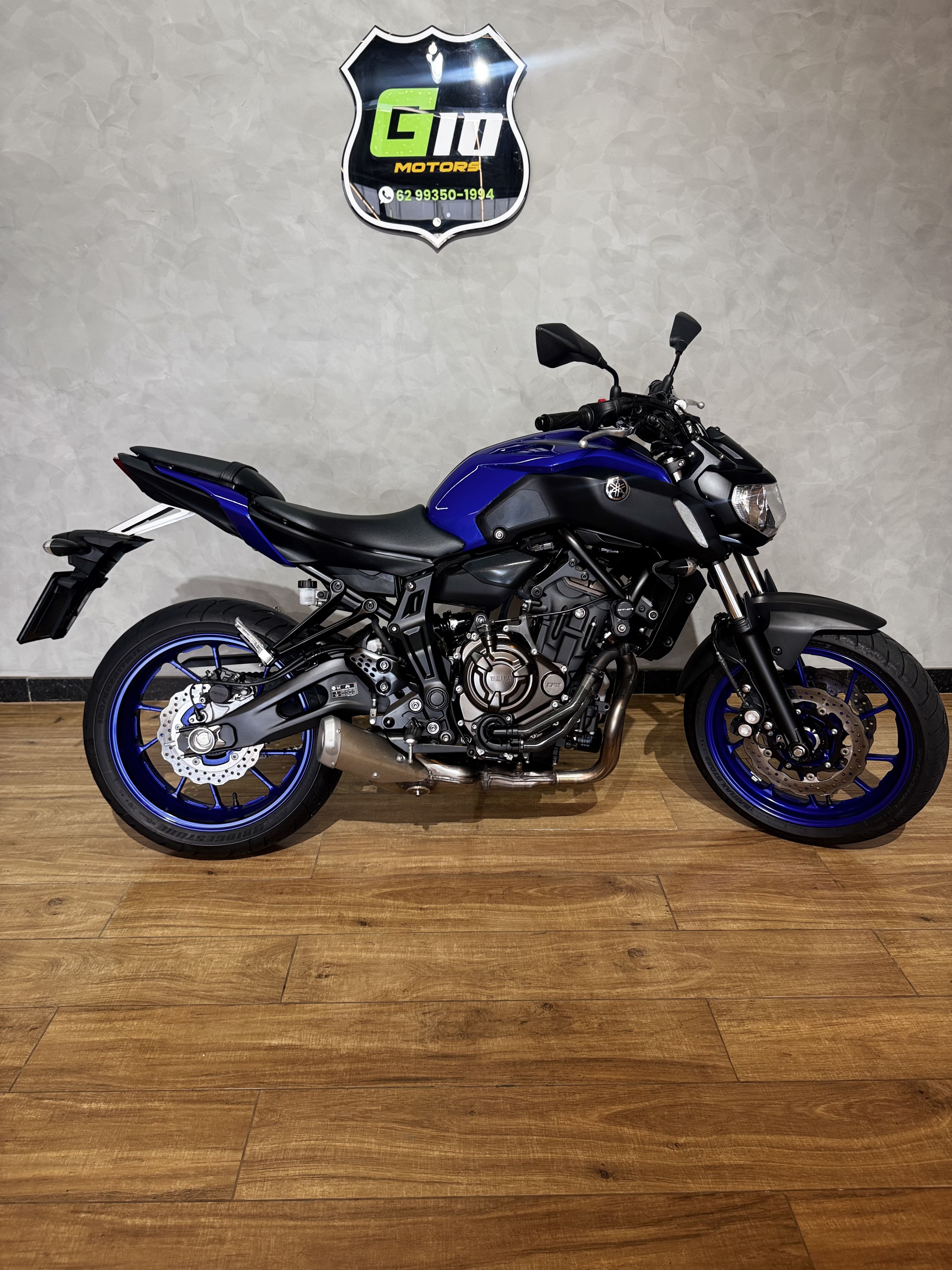 YAMAHA