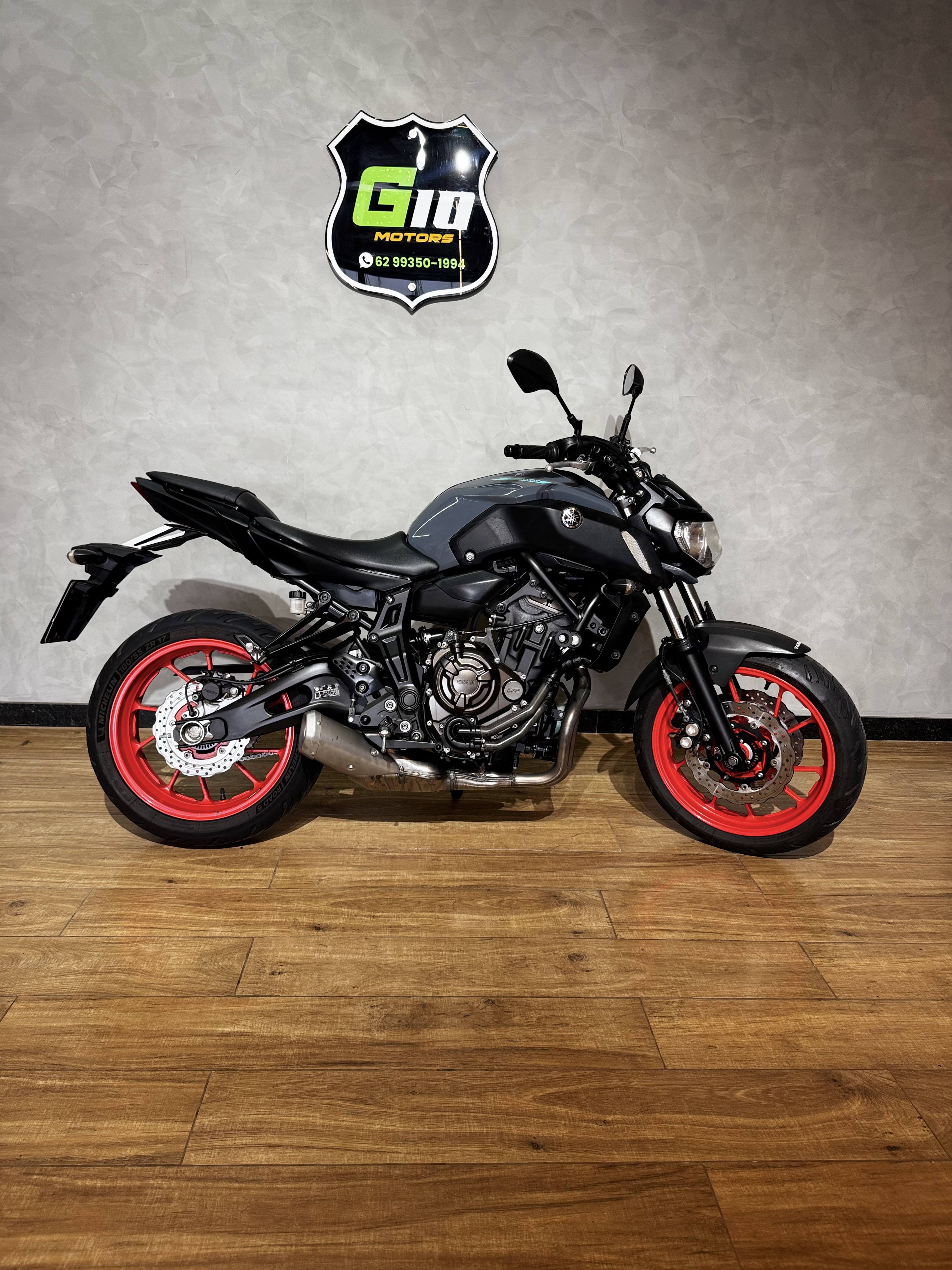 YAMAHA