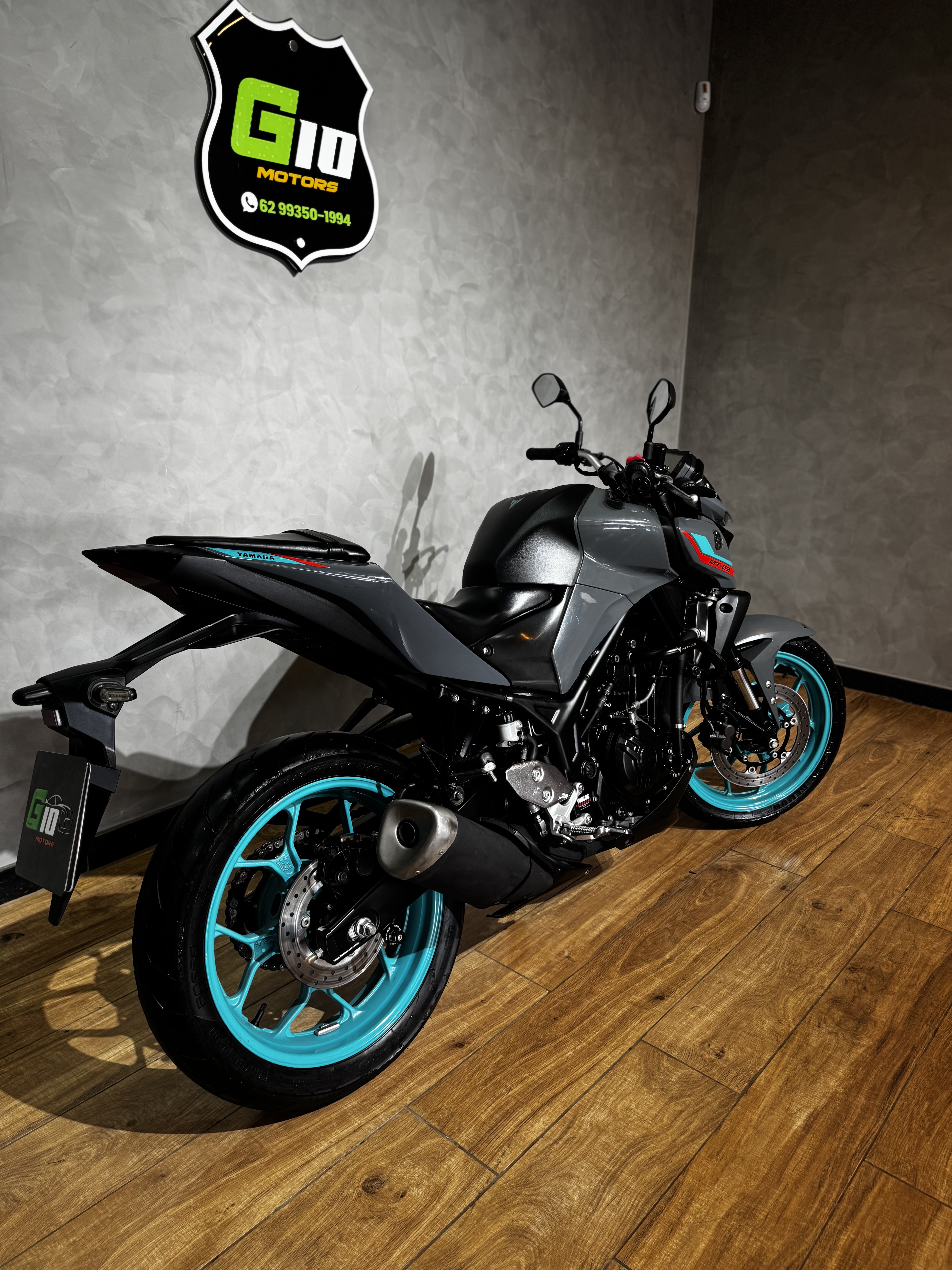 YAMAHA